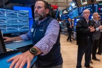 3月10日收盘：美股反弹收高芯片股领涨 特朗普称对伊战争可能很快结束