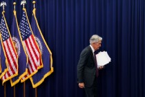 人脉广、善斡旋 沃什或可借国会制衡白宫 走出自己的政策道路