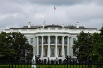 美政府考虑伊朗议长作为潜在谈判对象