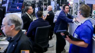 早盘：美股继续下滑 道指下跌逾500点