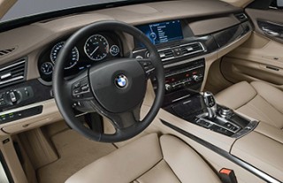 d档如何换s档？换挡过程中有哪些驾驶要点？