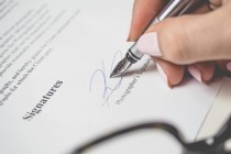 如何给买家运费险及上海交金相关操作？交金操作有哪些注意事项？