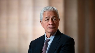 摩根大通CEO：关税动荡可能导致美国经济陷入衰退