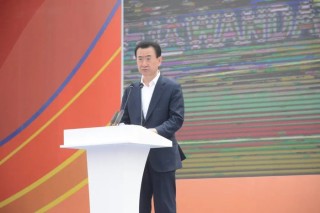 儒意入主，万达电影易帜