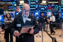 早盘：美股走低科技股领跌 纳指下跌1.1%