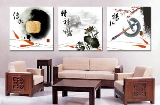 如何考量特定装饰公司情况与泛财经联系？这种联系对公司评估有何作用？