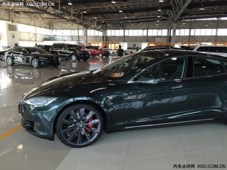 汽车安全驾驶实用技巧有哪些？