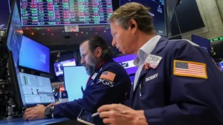 早盘：美股继续上扬 道指上涨1.2%