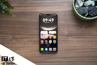 【IT之家图赏】华为 nova 14 Ultra 实拍：全新星耀环、经典格纹，一眼吸金