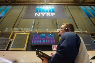 英伟达陷入财报下跌魔咒，炸裂业绩却拖累纳指大跌