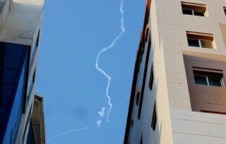 美军基地，“被炸了个遍”