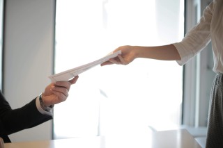 如何正确理解满期金的领取？满期金领取有哪些流程？