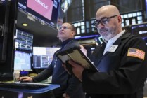 早盘：美股继续下滑 道指跌逾200点