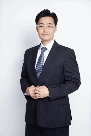 港股大涨！还能买吗？最新研判