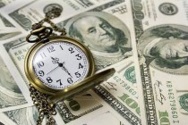 近四年来首次！美国三大股指周线五连跌，恐慌情绪何时终结？