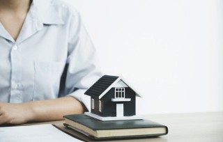 房产赠与过户需要缴纳多少税？