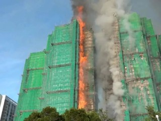 香港火灾触发20亿港元天价保单！内地超85万栋住宅高楼，你家房子保险吗？