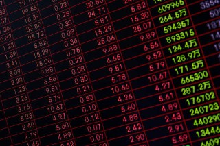 什么是期货双向交易？这种交易模式的优势有哪些？