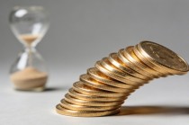 “洋老板”掌舵20年，354亿苏泊尔为何跑不动了？