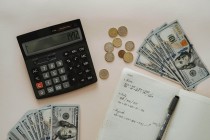 如何理解股票投资限制并分析其原因？不可以买股票有哪些因素制约？