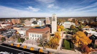 州政府支持镇政府反对，国轩高科密歇根工厂停摆始末