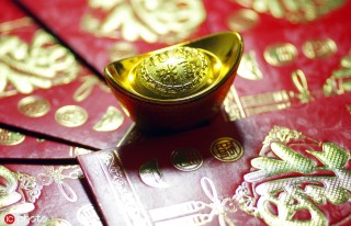 黄金ETF在市场震荡时表现如何？