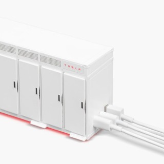 特斯拉上架迷你储能站造型充电宝：1:40比例复刻Megapack，售价709元