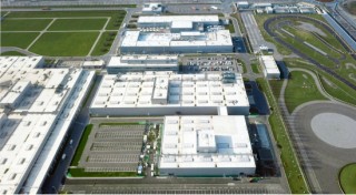 深耕中国，以创新驱动未来：上海车展新浪财经专访宝马集团董事长齐普策