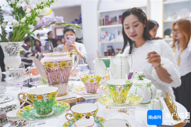 第五届消博会·使节购物车丨英国驻华大使馆代表的“种草”清单 第1张 第五届消博会·使节购物车丨英国驻华大使馆代表的“种草”清单 第1张