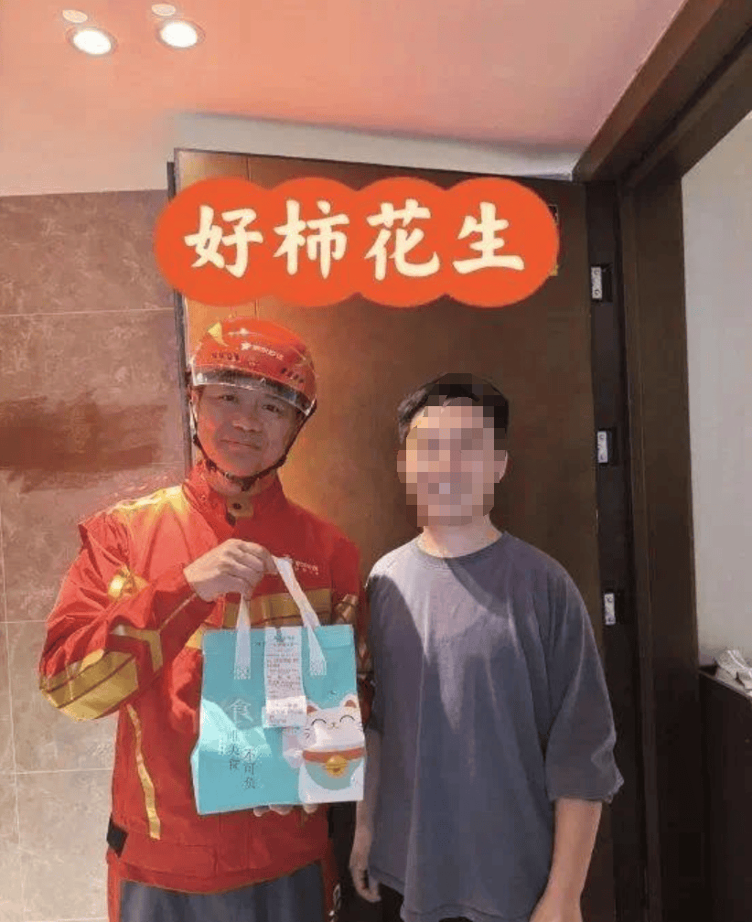 刘强东亲自送外卖，效果惊人！京东外卖日单量，已冲破1000万单！谁要拉响警报？  第1张