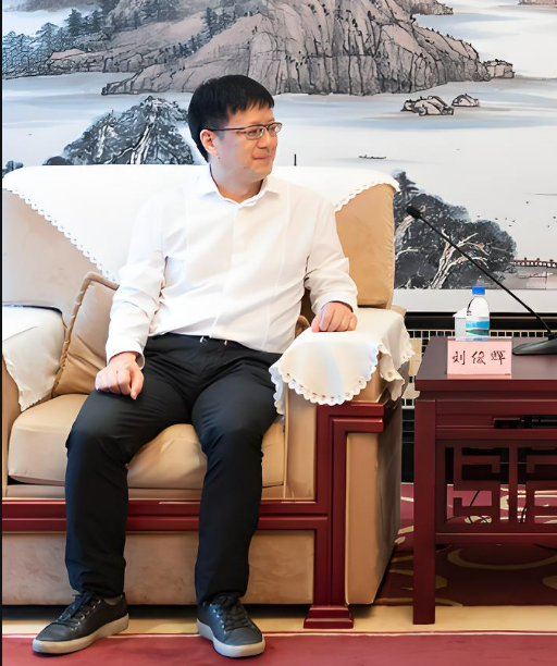 沃森生物，股东越变越小。。。  第4张