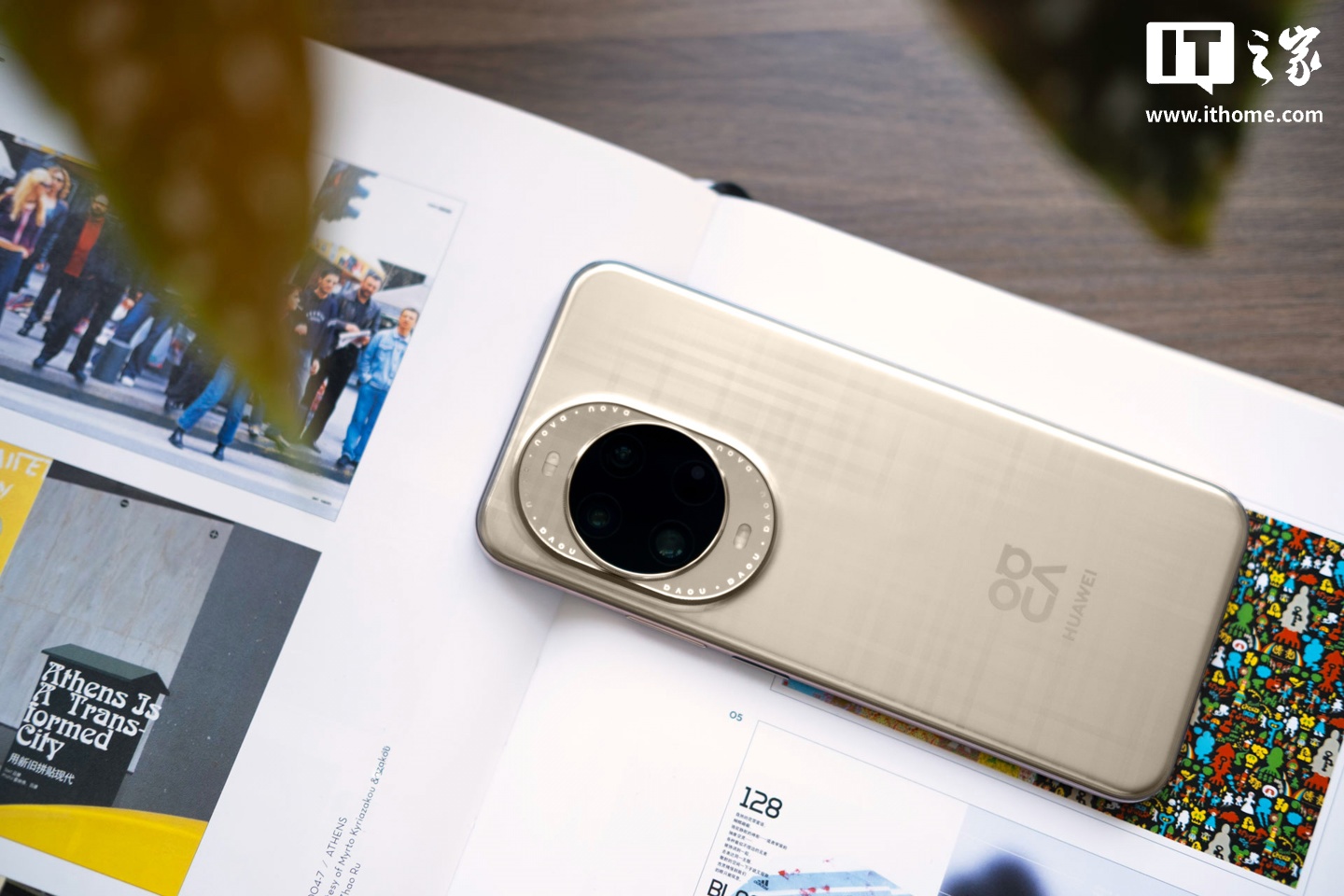 【IT之家图赏】华为 nova 14 Ultra 实拍:全新星耀环、经典格纹,一眼吸金 第3张 【IT之家图赏】华为 nova 14 Ultra 实拍:全新星耀环、经典格纹,一眼吸金 第3张