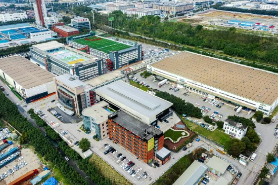 重生的TA | 宴会排到满，光伏顶上装：老厂区如何“圈粉”又赚钱？  第1张