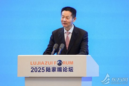 吴清：境内境外都开花，诸多领域都迎来激动人心的“DeepSeek时刻”  第1张