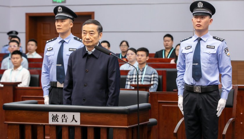 云南原副省长张祖林受贿1.22亿被判无期：当过多年记者，曾被通报生活奢靡  第1张