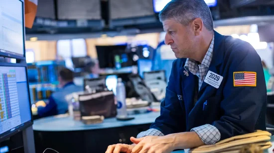 早盘:美股继续上扬 纳指与标普指数创盘中新高 第1张 早盘:美股继续上扬 纳指与标普指数创盘中新高 第1张