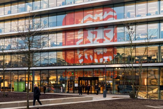 荷兰国际集团将裁员230人 因董事总经理级别人数“过多” 第1张 荷兰国际集团将裁员230人 因董事总经理级别人数“过多” 第1张