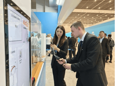 渤海银行志愿服务:十七年温情滴灌 以金融温度点亮城市文明 第5张 渤海银行志愿服务:十七年温情滴灌 以金融温度点亮城市文明 第5张