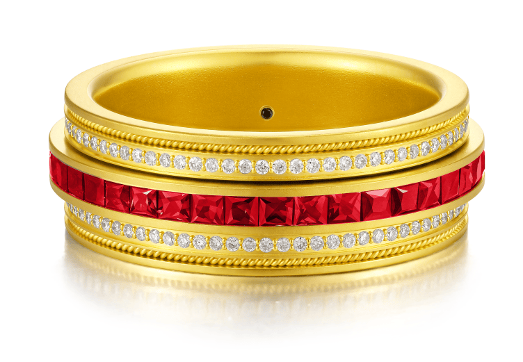 转动之间,见匠心与好运:君佩「时来运转」如何重新定义黄金首饰 第2张 转动之间,见匠心与好运:君佩「时来运转」如何重新定义黄金首饰 第2张