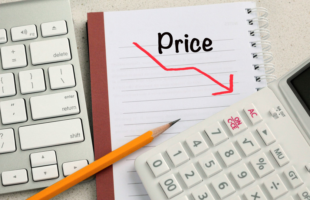 黄金价格波动与利率变化有关吗？  第1张