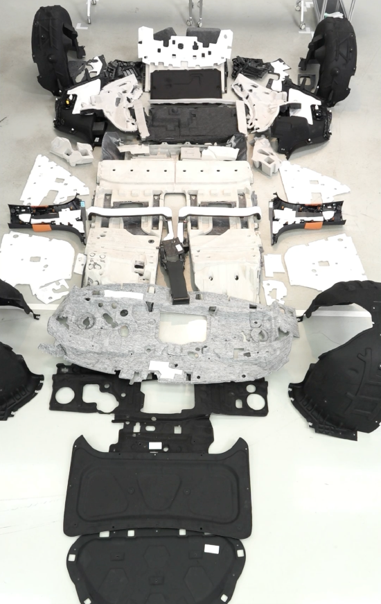 小米汽车:摈弃“小字营销”,立马整改 第1张 小米汽车:摈弃“小字营销”,立马整改 第1张