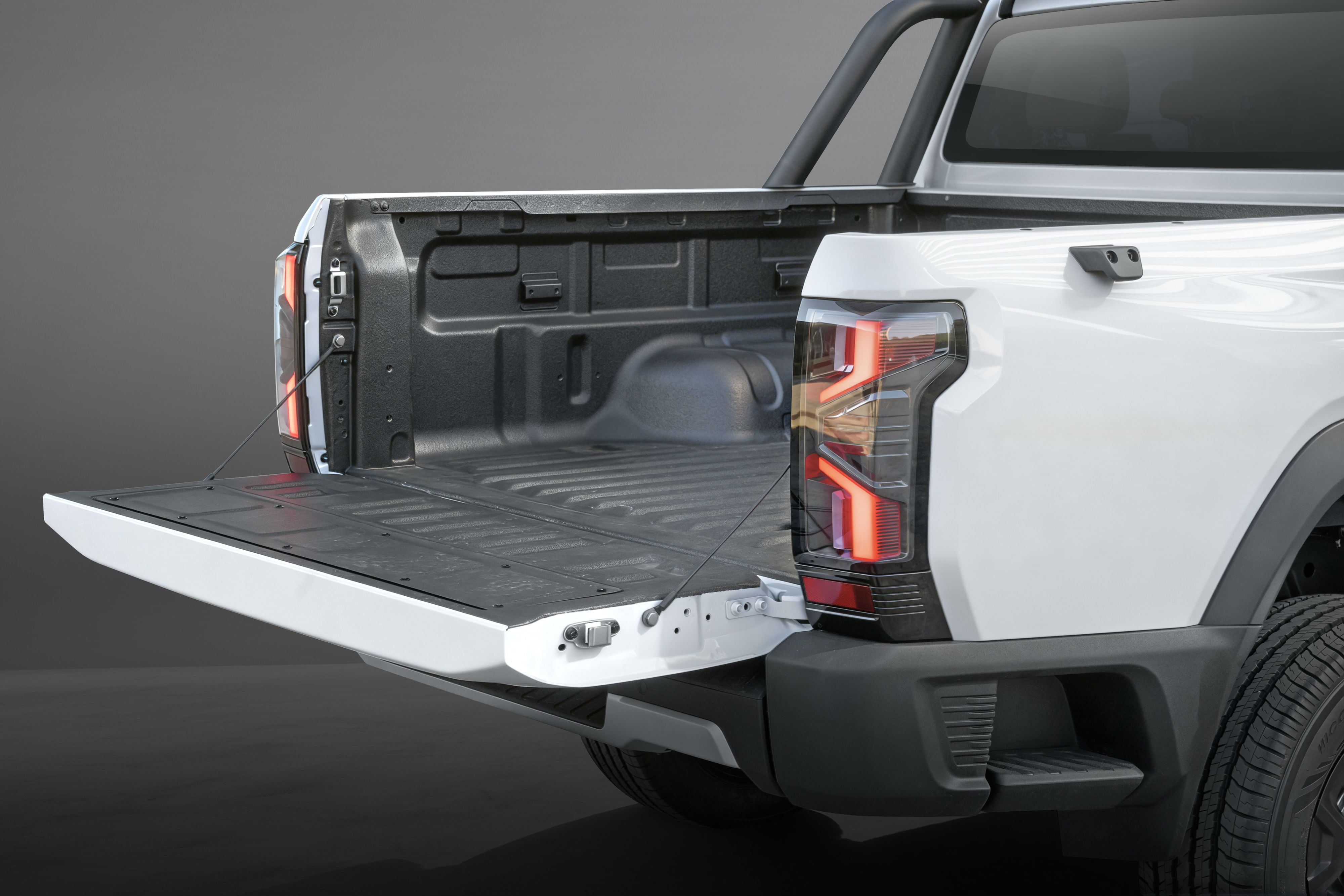 威麟R08 EV：纯电皮卡的“创富务实派”，是否能改写市场游戏规则？  第2张