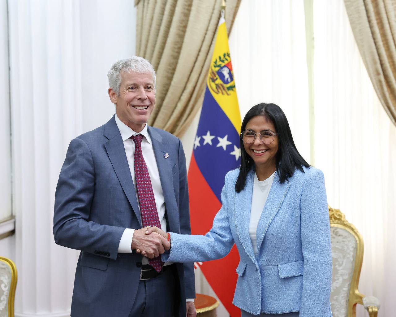 委内瑞拉代总统会见美国能源部长  第1张