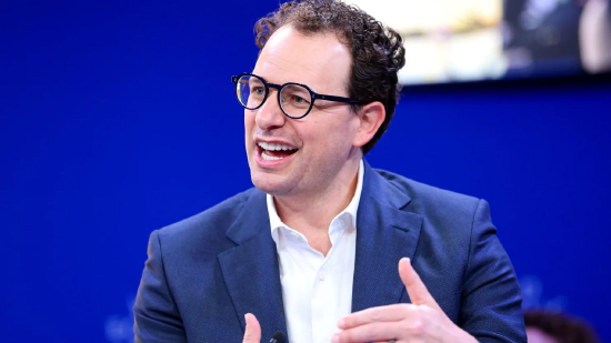 Anthropic更新Claude Cowork工具，旨在提升普通办公人员工作效率  第1张