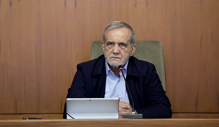 伊朗总统强调尊重邻国主权  第1张