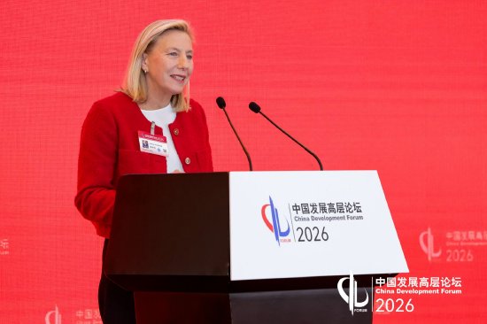 泰佩思琦集团CEO:希望COACH成为中国年轻人“人生第一只手袋” 第1张 泰佩思琦集团CEO:希望COACH成为中国年轻人“人生第一只手袋” 第1张