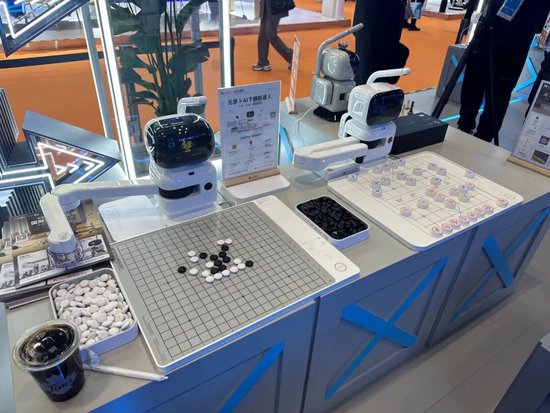 七年亏超500亿，市值不及MiniMax四分之一，资本市场还相信商汤的AI故事吗？  第4张