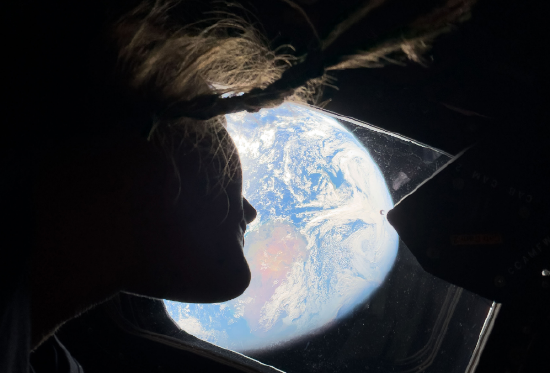 NASA宇航员飞掠月球背面 踏上返回地球行程 第3张 NASA宇航员飞掠月球背面 踏上返回地球行程 第3张