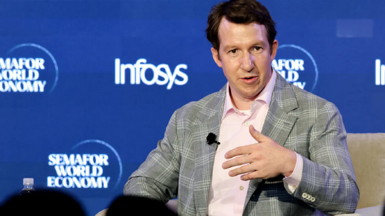 多位CEO押注:AI将辅助工作,而非彻底取代所有劳动者 第1张 多位CEO押注:AI将辅助工作,而非彻底取代所有劳动者 第1张